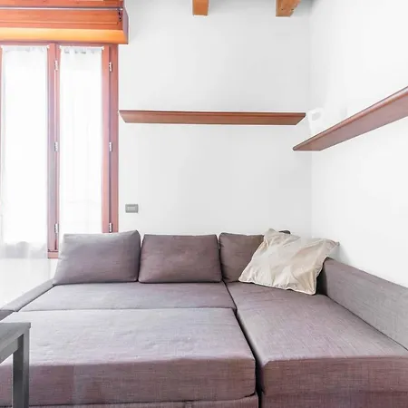 Mo37 Loreto- Duomo - Chic Daire Milano